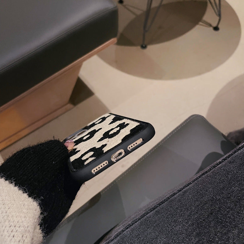 Plush Flowers Autumn And Winter Mobile Phone Case For iPhone